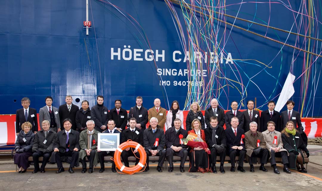 16,000m2 自動車運搬船 HOEGH CARIBIA 命名引渡