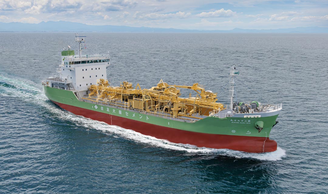 2022年12月竣工・5,500tdw セメント運搬船「第三すみせ丸」- 旭洋造船