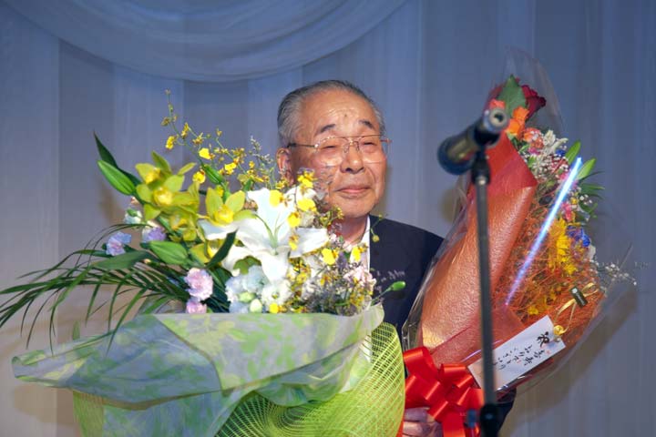 Surprise Party for Mr. Wakamatsu's 77th Birthday