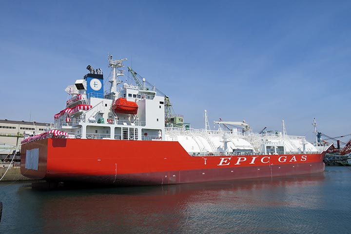 本船〜Epic Shikoku 命名引渡式 - 旭洋造船株式会社
