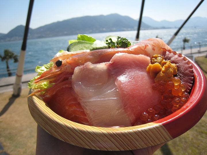 下関市唐戸市場〜私の海鮮丼