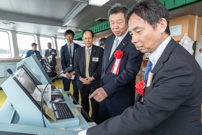 Container Carrier NAGARA Naming & Delivery - Mr. Otsubo from MLIT (right) and Mr. Imoto (center)