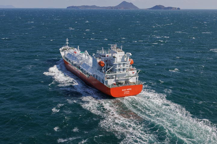 LPG Carrier GAS HOPE Naming & Delivery
