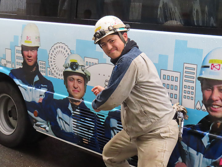 レノファ山口WEST ラッピングバス - 旭洋造船